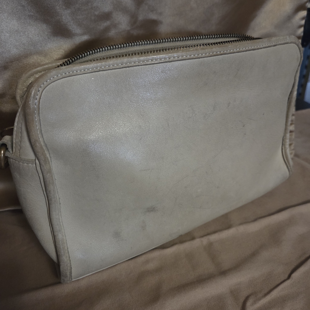 Vintage Coach Ashland Bag 9914 Tan Leather (Needs Repair/Broken Strap)